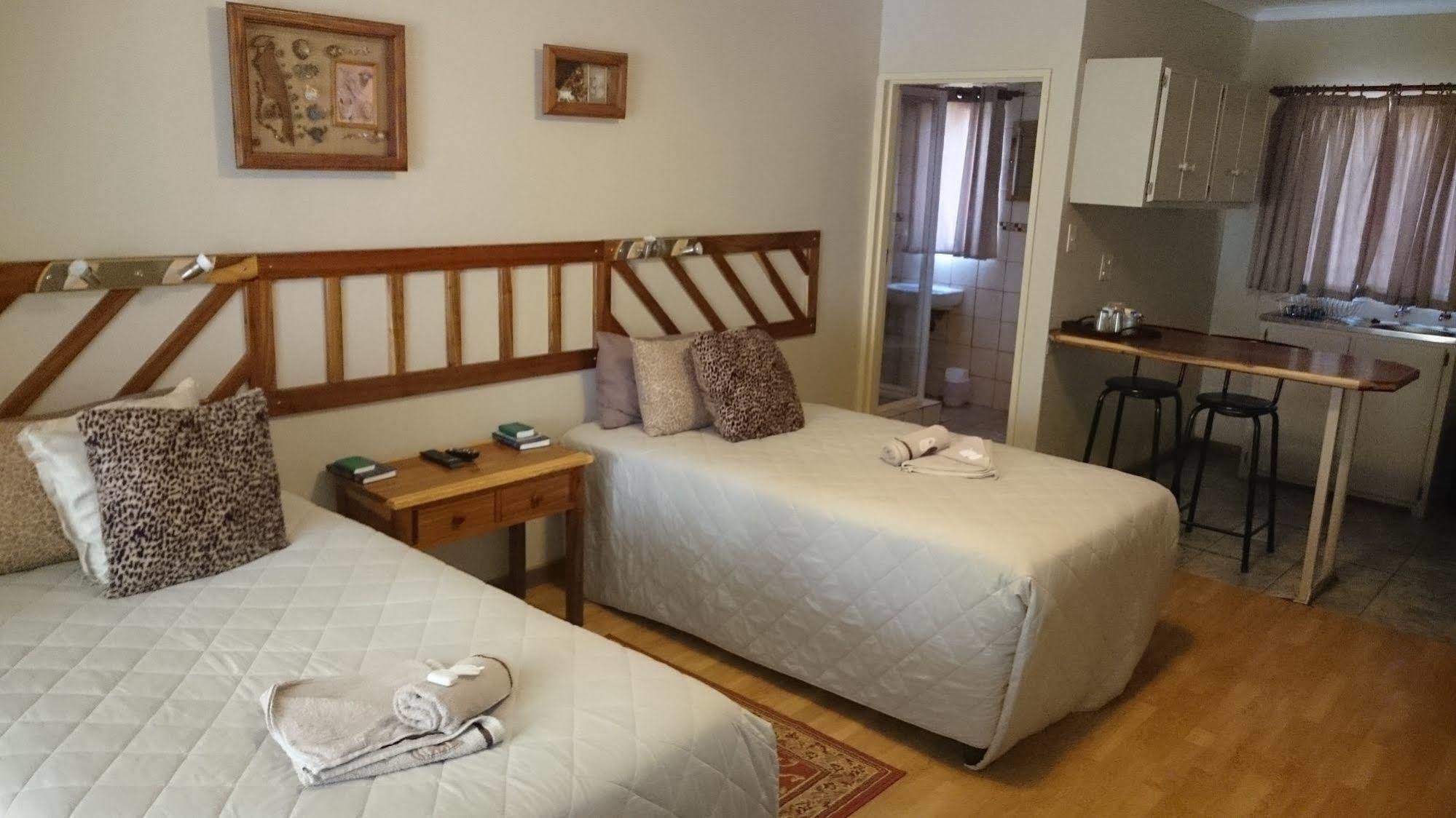 Ladybrand Guest House Luaran gambar